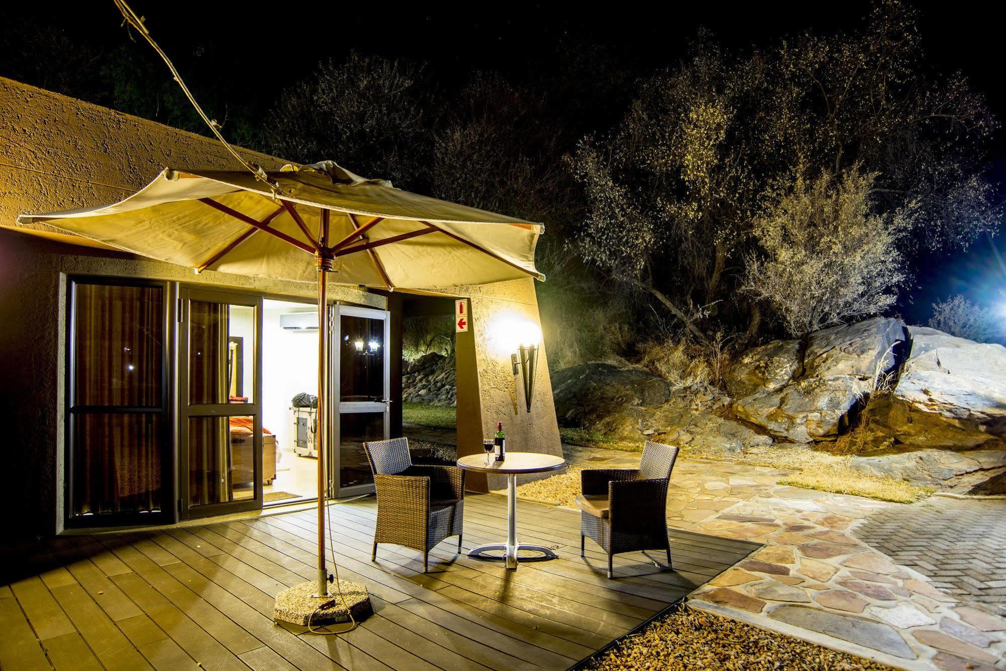 Sun Karros Daan Viljoen Hotel Windhoek Exterior photo
